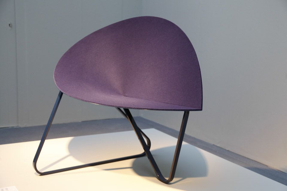 imm-cologne-purple-curved-chair
