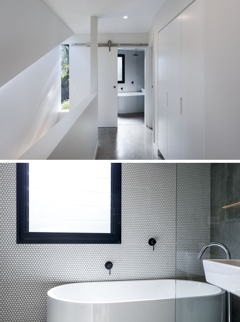 modern-small-bathroom-black-white-300817-534-11-800x1076